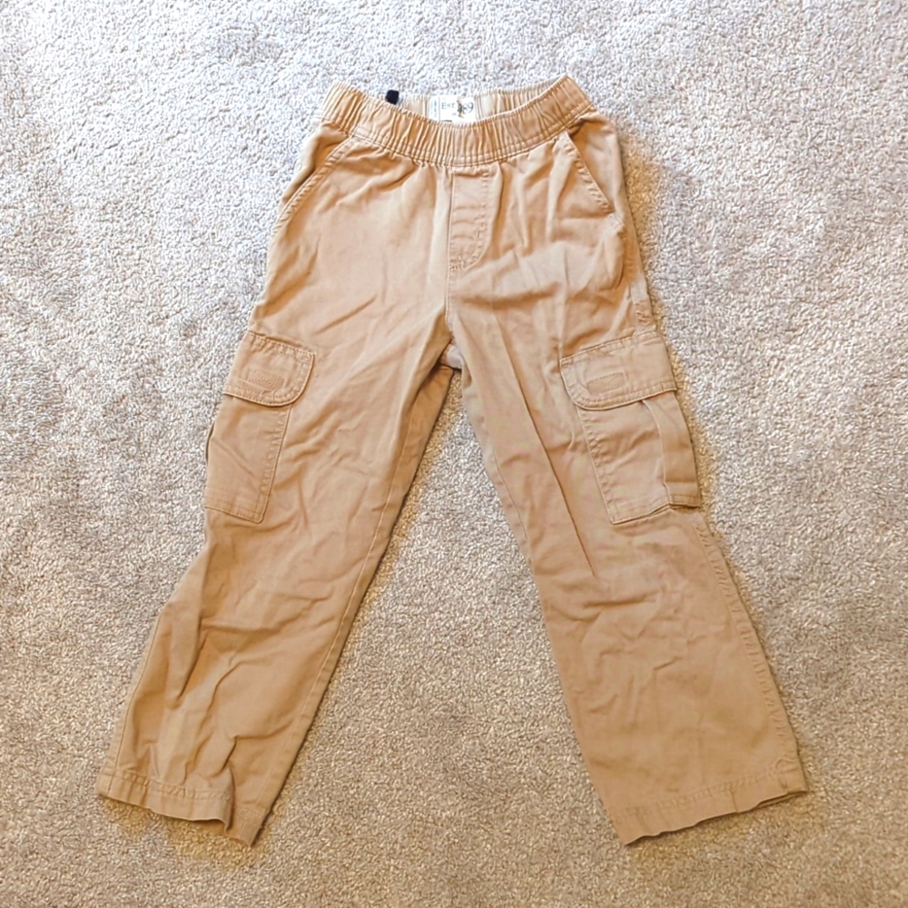 Kid's Cargo Khaki Pants, size 6